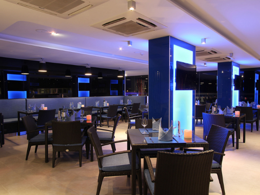 Absolute Twin Sands, Phuket